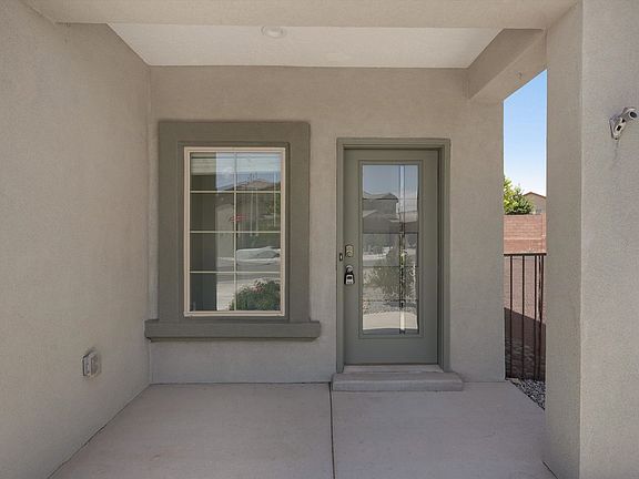 4th image of 3205 Tazanita Loop SE