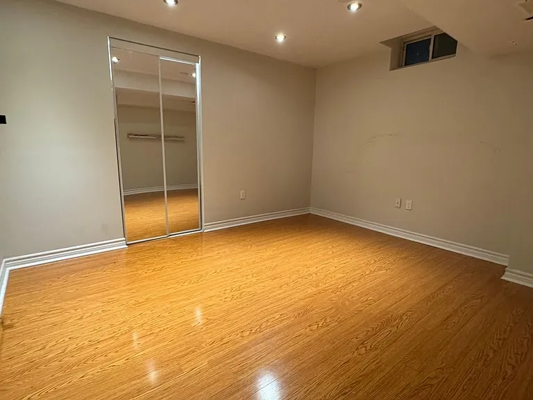 3674 Freeman Ter — Photo 10