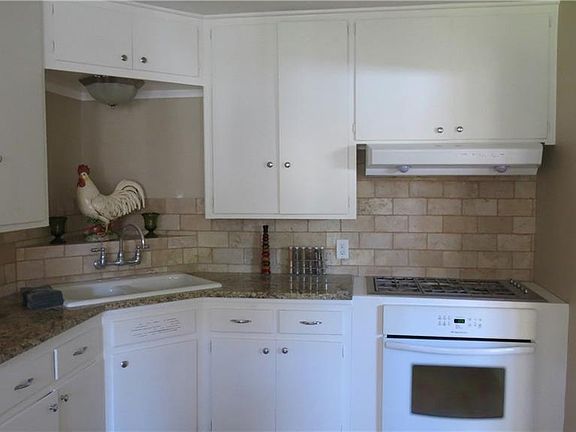 4th image of 3930 Herndon St