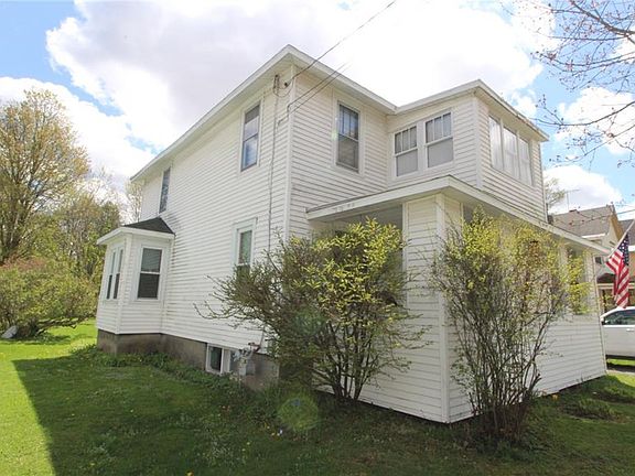 4th image of 13 Garfield St