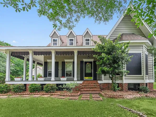 19 Chamale Dr, Slidell, LA 70460