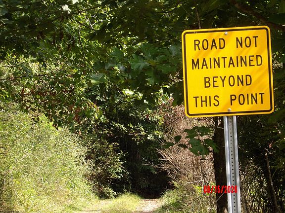 3rd image of 941 Sammy Run Rd