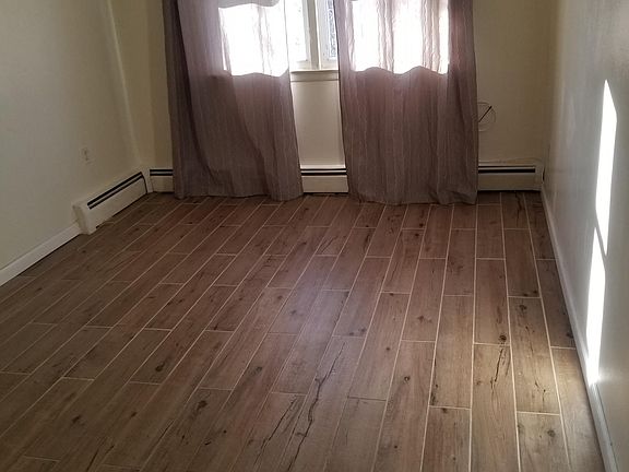 5th image of 1245 Noble Ave