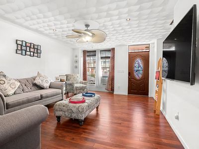 411 37th Bch, Far Rockaway, NY, 11691