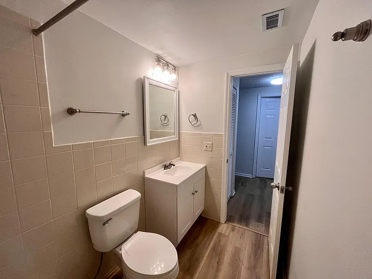 9801 N Aster Ave #A — Photo 13