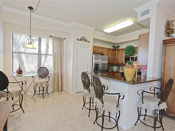 5th image of 10534 Smokehouse Bay Dr APT 102