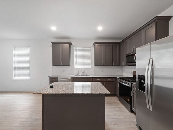 2nd image of 13547 Myrtle Gardens Blvd