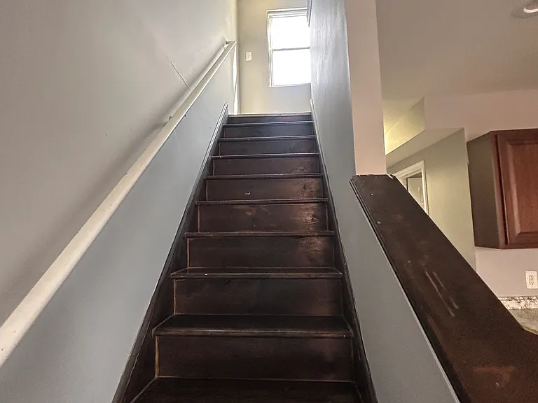 1610 W Stiles St #2 — Photo 16