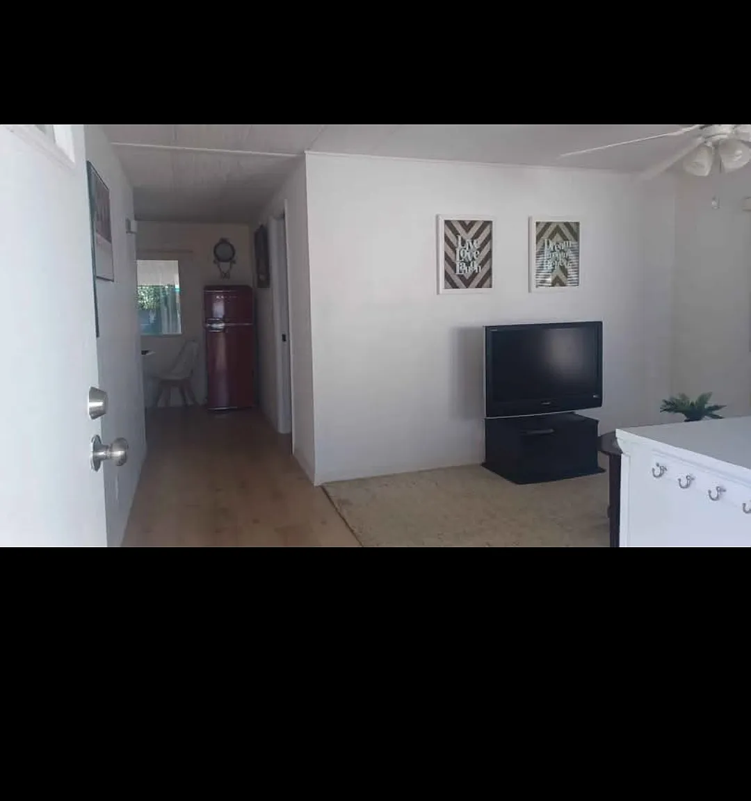 5241 77th St N — Photo 3