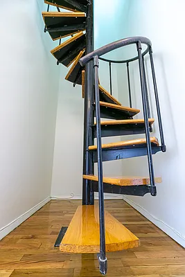 Rented by City Connections Realty | media 15