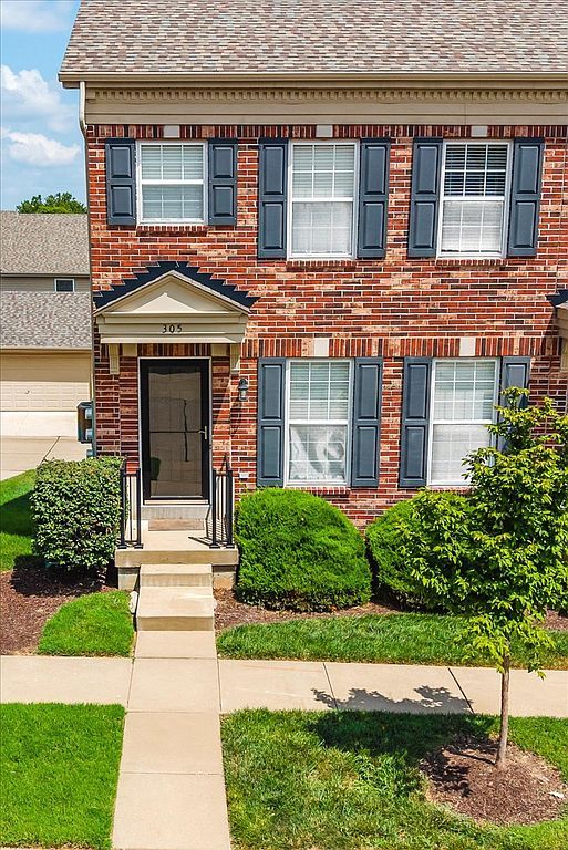 305 Willott Square Dr - Property Image