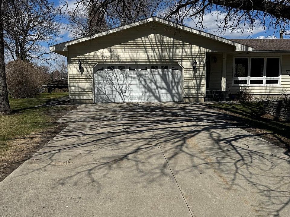 1st image of 1805 Nelson Dr