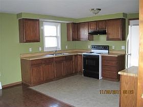 2nd image of 6765 Fillmore St