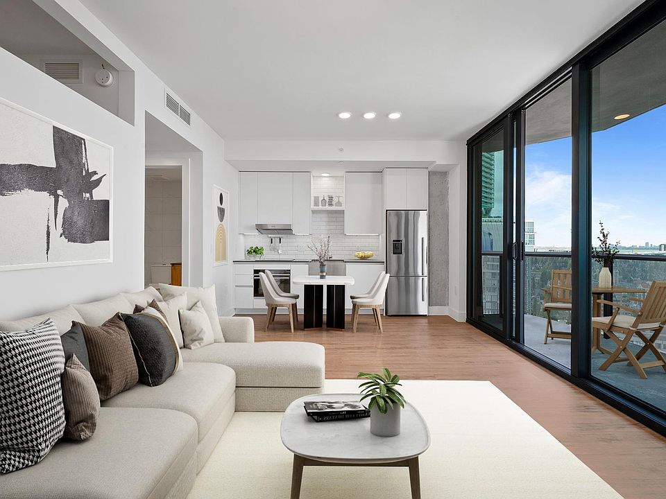 1st image of 500 NE 2nd Ave #1006