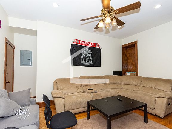 21 Gibbs St. #2 Brookline Unit Photo 5