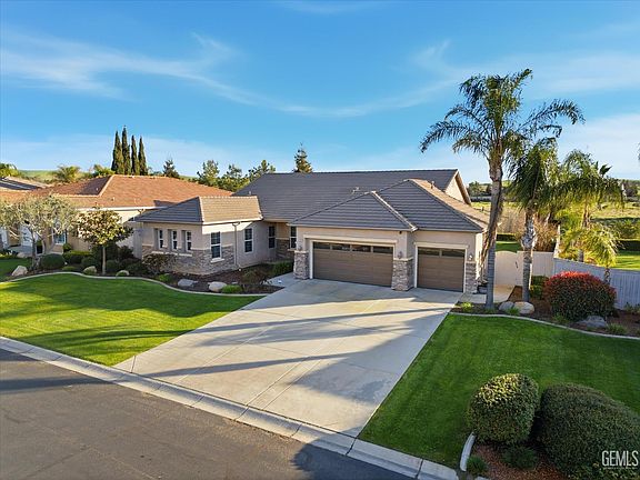 4th image of 13307 Solario Ln