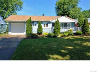 62 Rosemont Dr, Amherst, NY 14226