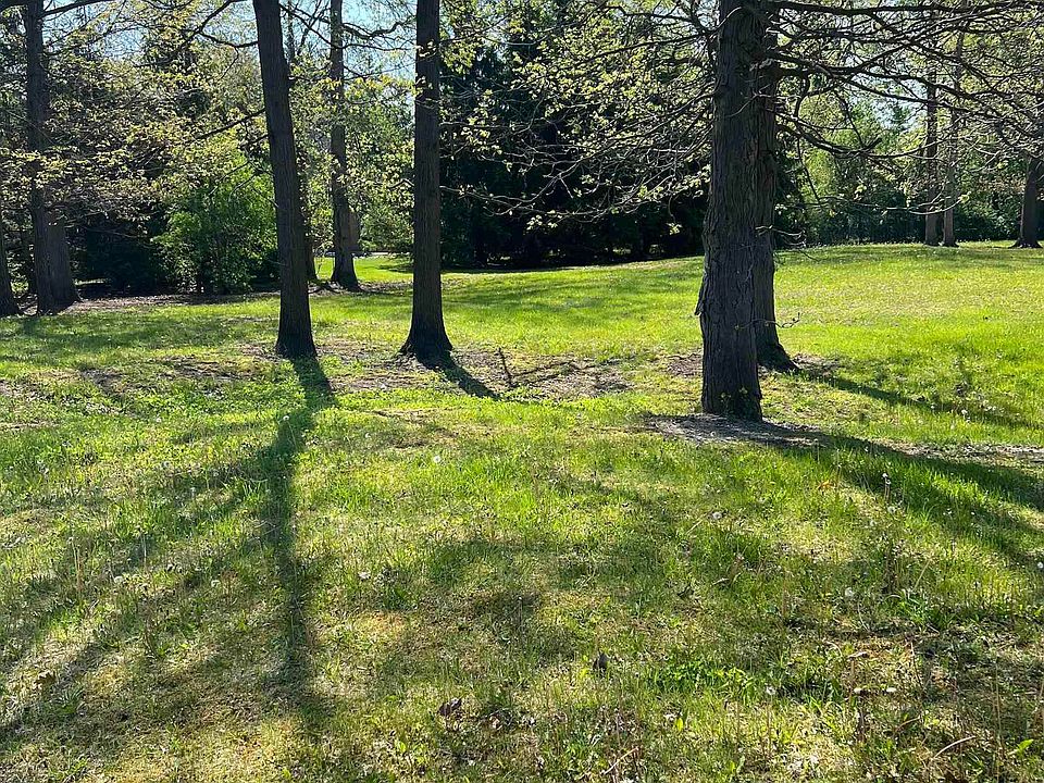 2nd image of 1 Golfside Dr #4