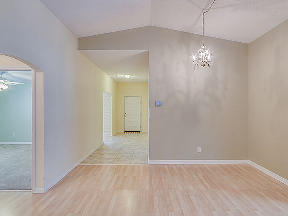 2nd image of 1875 Bayhill Dr