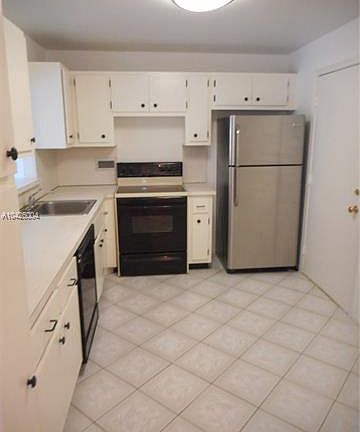 3rd image of 1020 Meridian Ave APT 205