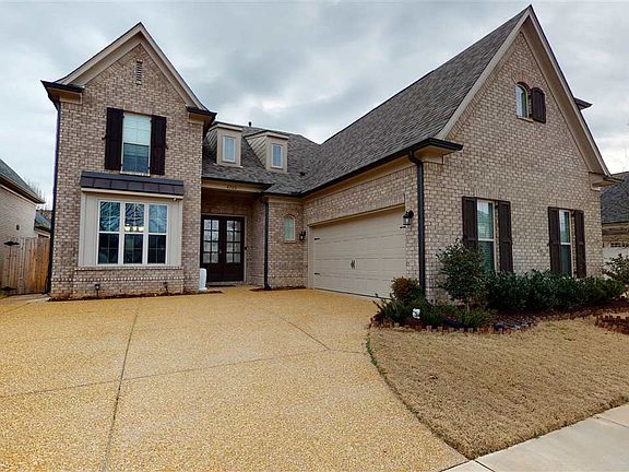 2nd image of 4750 Emmas Cir E