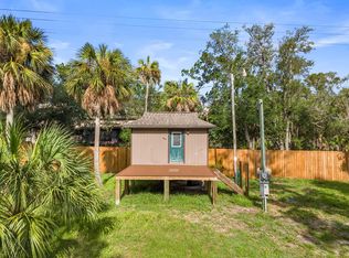433 Granger Dr, Steinhatchee, FL 32359