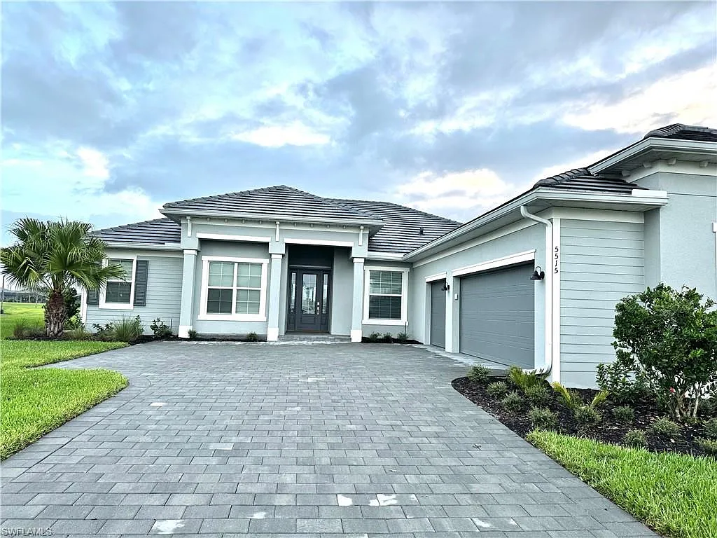 3 bed, 2.5 bath, 2419 sqft, $6,500 — Photo 1