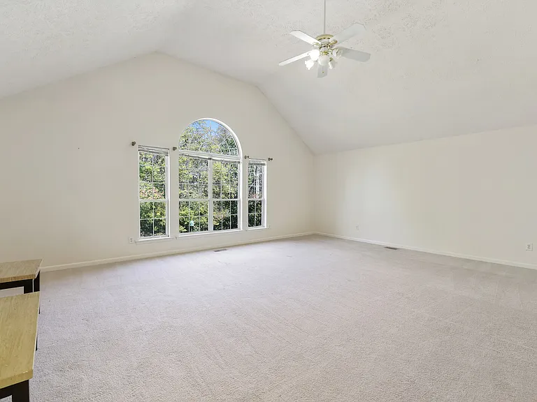 4933 Alexis Dr — Photo 28