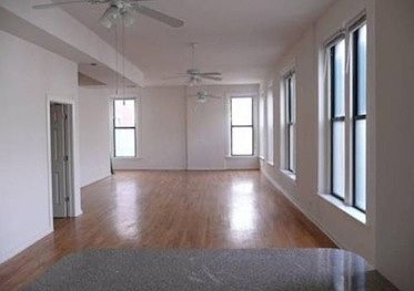 4th image of 1574 N Milwaukee Ave #2
