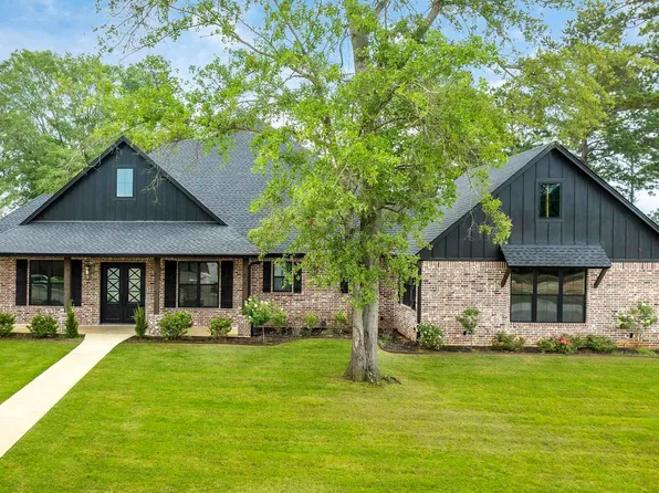 145 Waterfowl Ln, Longview, TX 75602