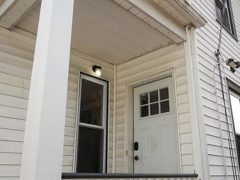 1193 Hall Ave — Photo 39