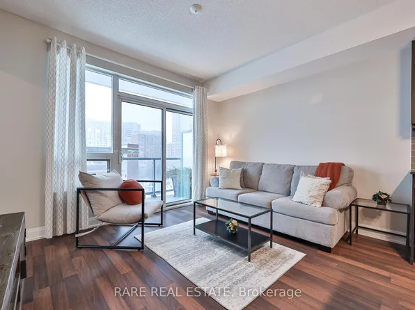 68 Canterbury Pl #710, Toronto, ON M2N 0H8