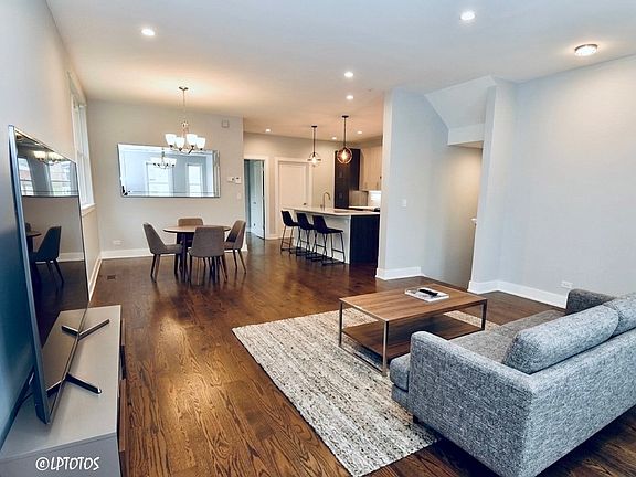 2nd image of 1922 N Albany Ave #1