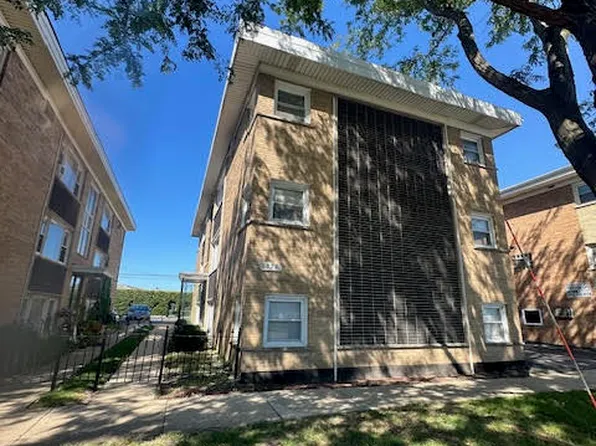 3870 Ruby St Unit 2SE, Schiller Park, IL 60176