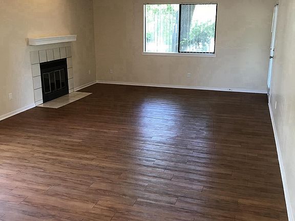 4th image of 7675 N 1st St APT 135
