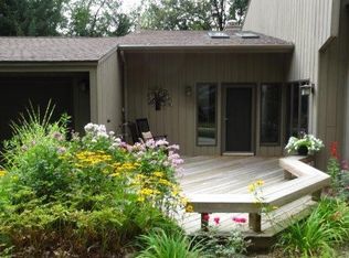 N4385 Park Rd, Cambridge, WI 53523