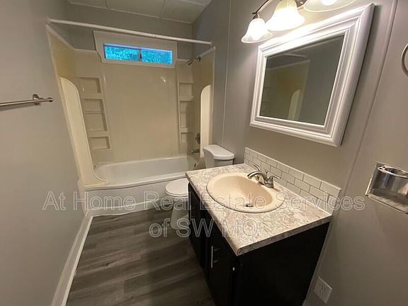 5th image of 653 S Main Ave APT 1