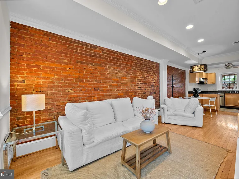 1010 W St NW — Photo 6