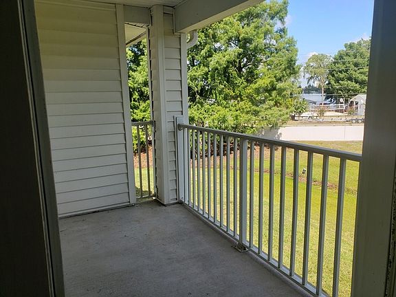 4th image of 11520 Westwood Blvd APT 526
