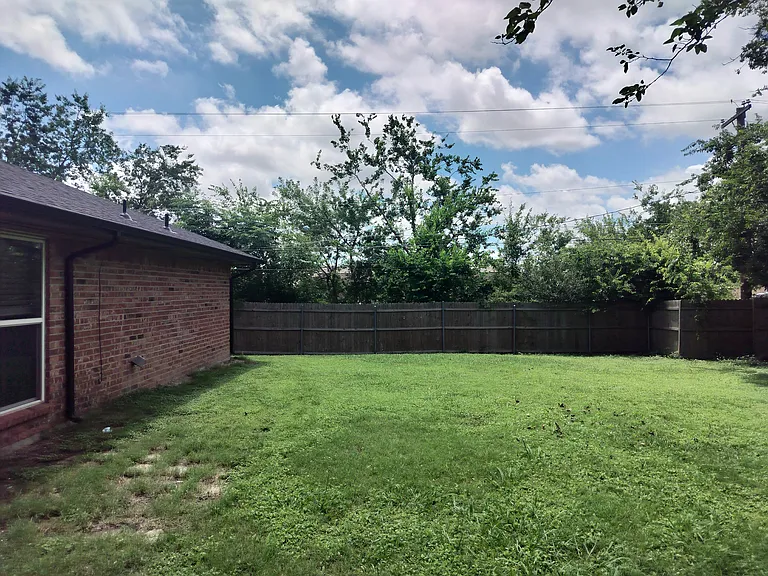 6300 Mark Ct — Photo 10