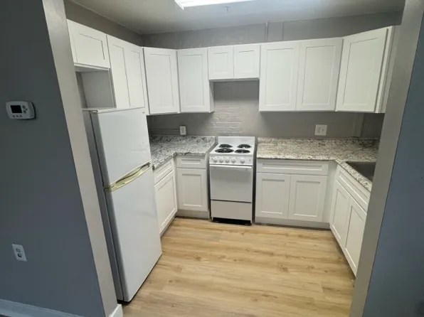 Peabody Apartments