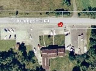 9554 Tallmadge Rd, Diamond, OH 44412