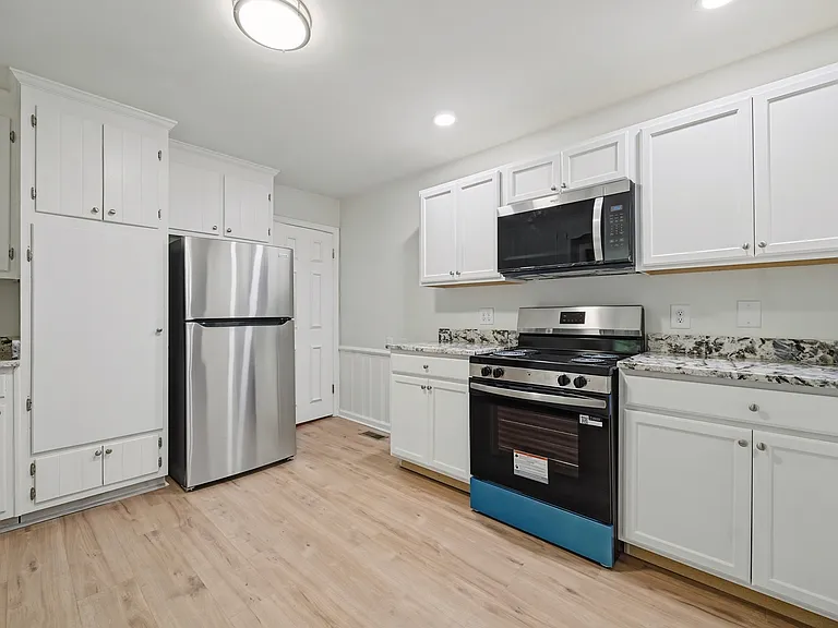 97 Shamrock Ln — Photo 14
