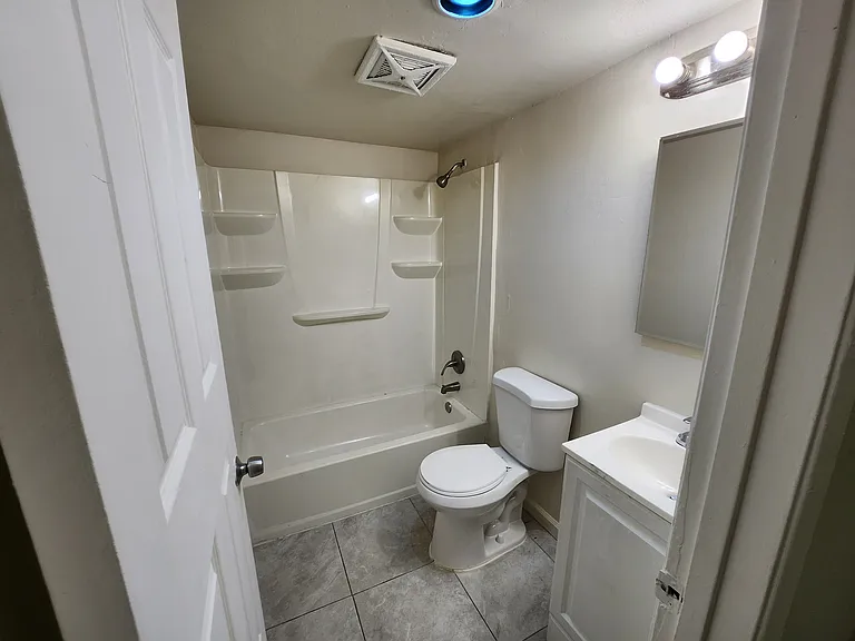 134 Wilson Ave #134 — Photo 4