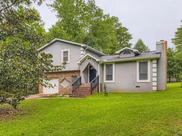 5455 Red Berry Ln SW, Atlanta, GA 30331