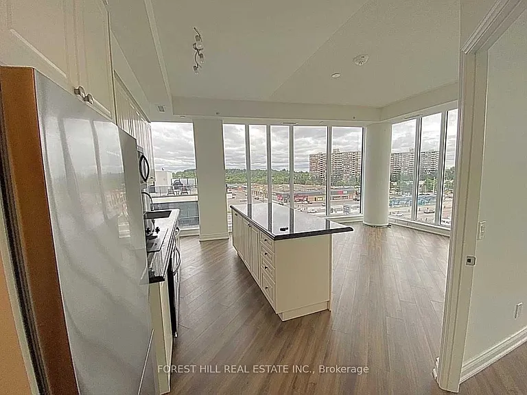 9618 Yonge St #605 — Photo 5