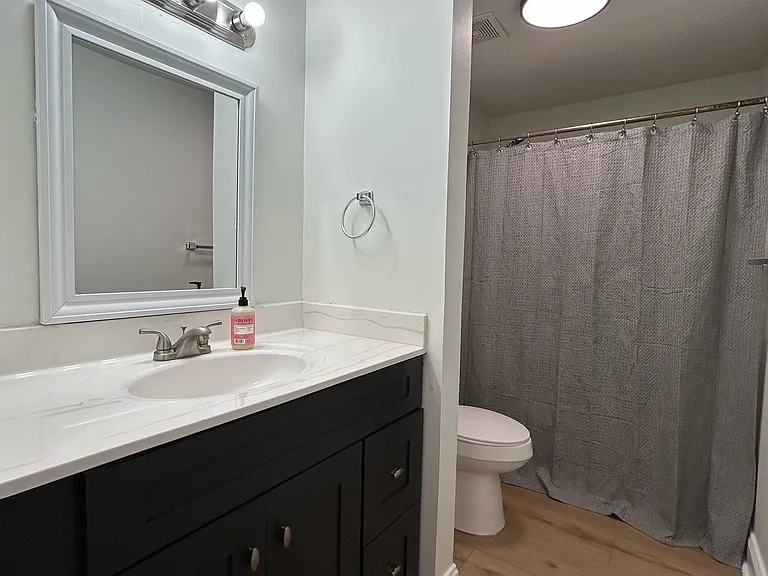 2505 W Broad St #1-221 — Photo 14