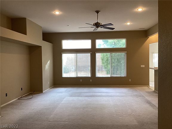 4th image of 7477 Comanche Canyon Ave