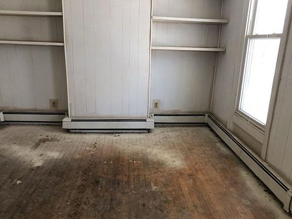 3rd image of 41 McElwain Ave