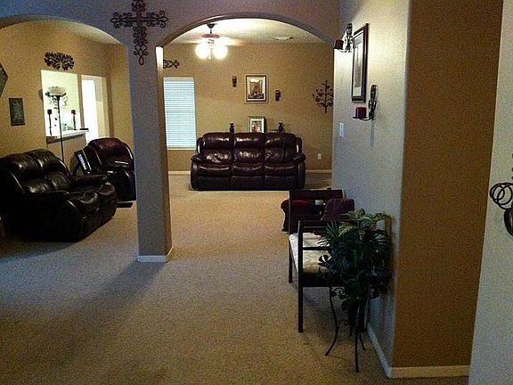 5th image of 2130 Woodlands Dr